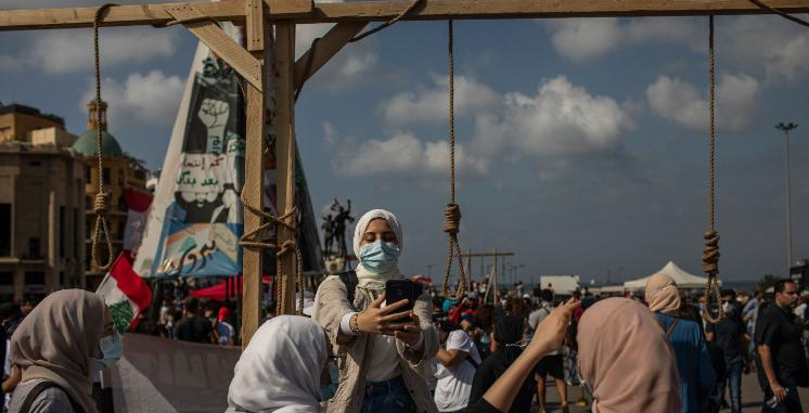 Beirut Erupts In "Judgment Day" Protests
